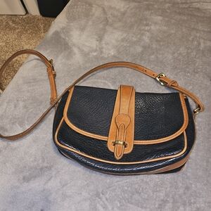 Classic Black and Tan Leather Shoulder Bag